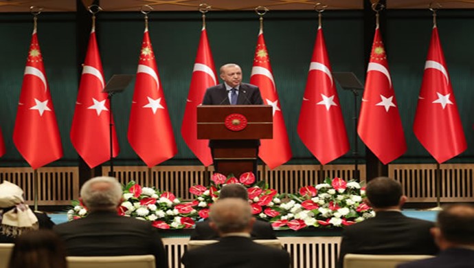 Bugün itibarıyla yeni kontrollü normalleşme sürecini başlatıyoruz