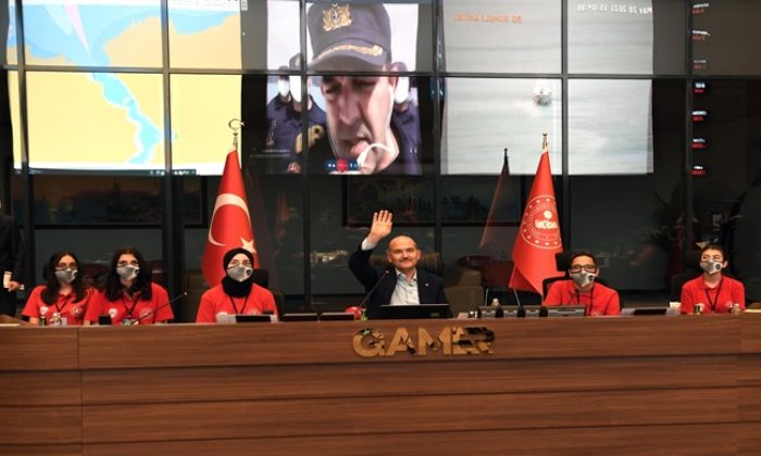 Bakan Soylu “Yarın Çok Genç Olacak Projesi” Kapsamında 100 Öğrenci İle Bir Araya Geldi