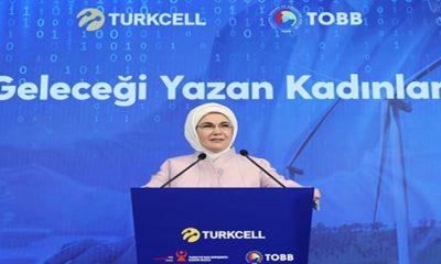 Emine Erdoğan, Geleceği Yazan Kadınlar Projesi’nin İklim Fikir Maratonu Ödül Töreni’ne katıldı