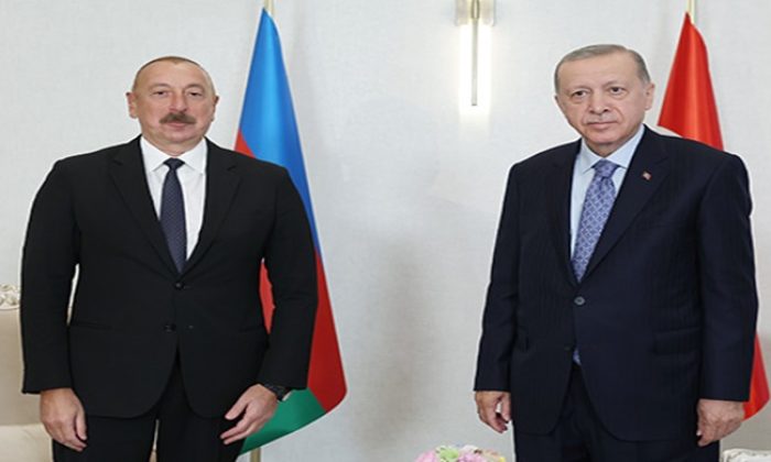 Cumhurbaşkanı Erdoğan, Azerbaycan Cumhurbaşkanı Aliyev ile görüştü