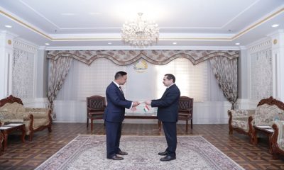 Presentation of copies of the Credentials of the Ambassador of the USA